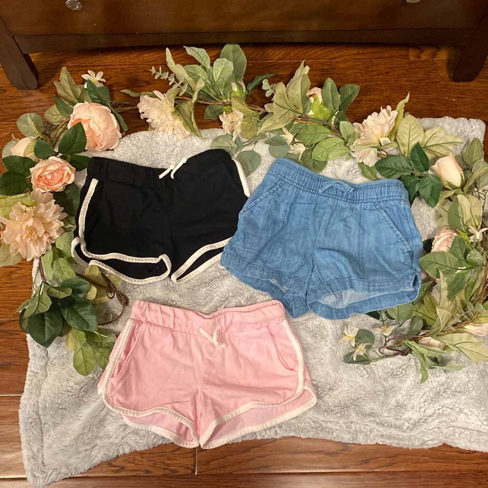 Set of three, Old Navy drawstring girls shorts, size extra small.